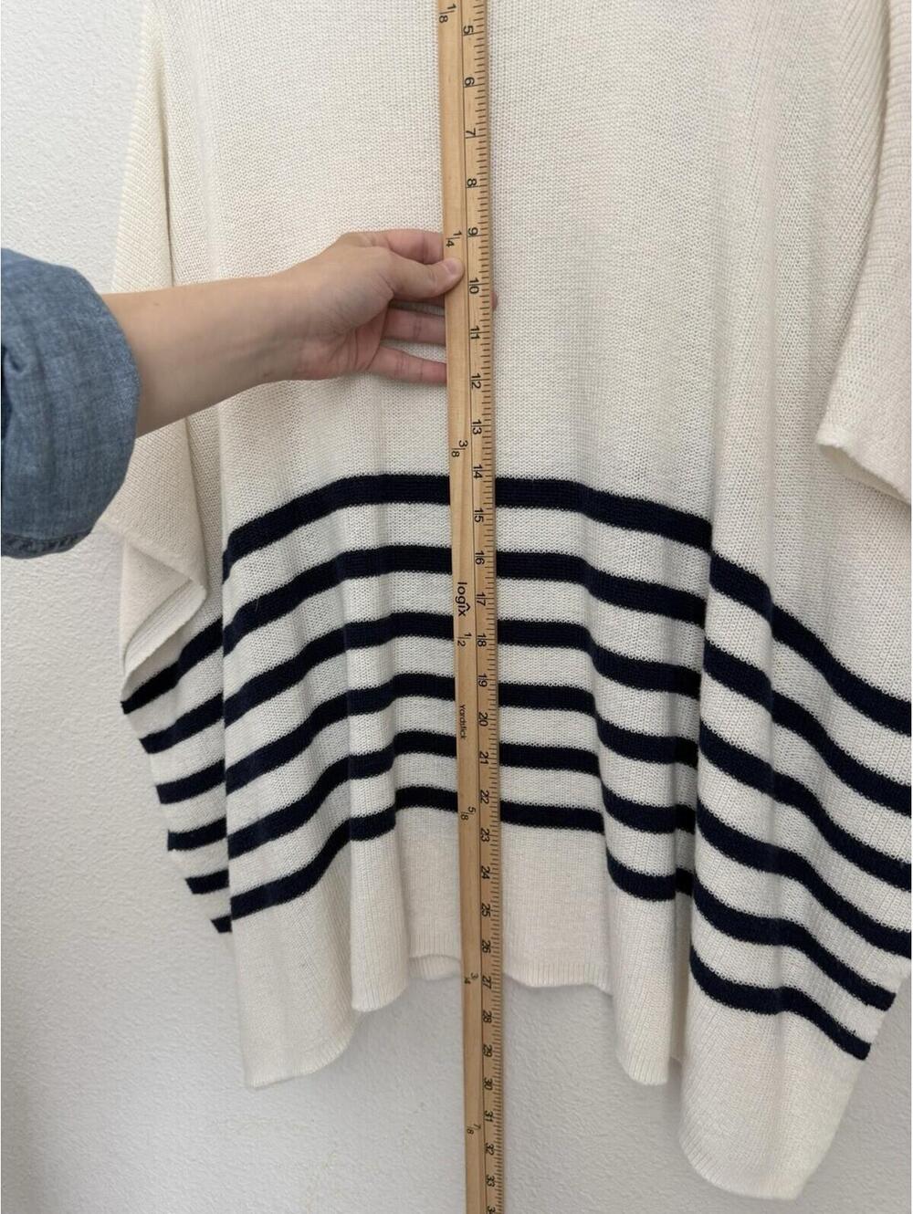 J.Crew Women’s OS Ivory Navy Blue Striped Knit Poncho Coastal Preppy Classic - Picture 7 of 8